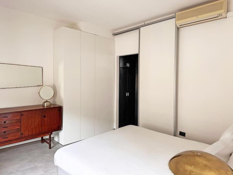 Meravigli Apartment