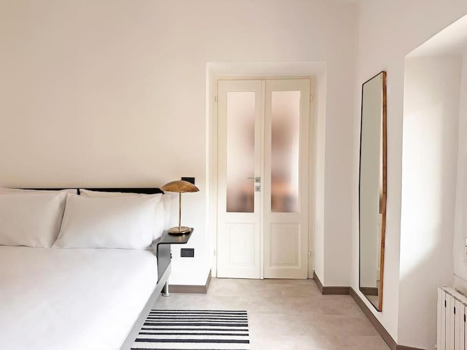 Meravigli Apartment Milan
